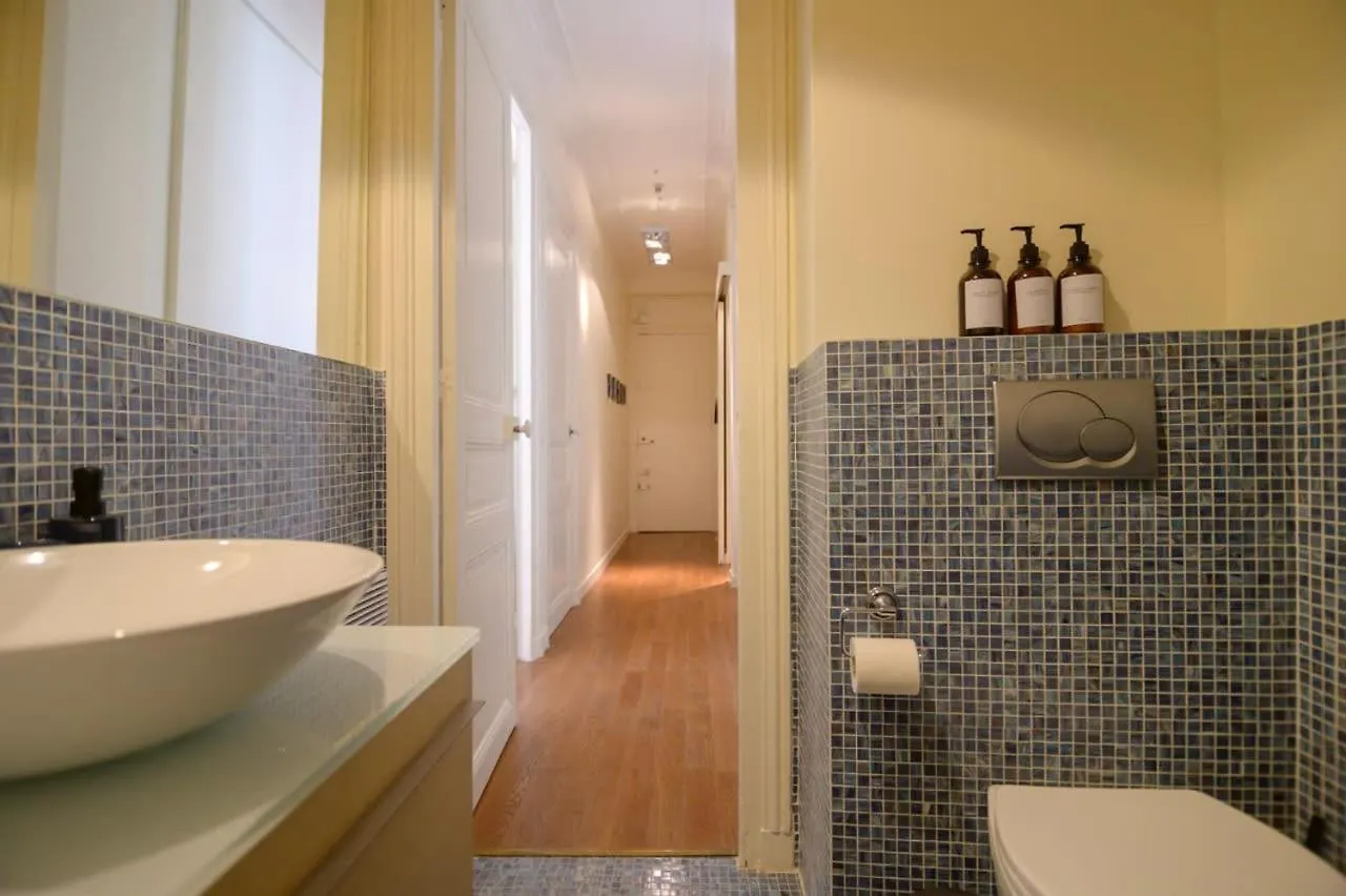 Le Marais Moderne Apartment Paris